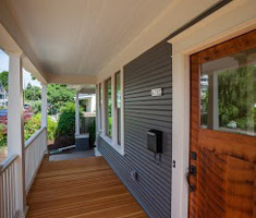 SE_Taylor_front_porch_and_reclaimed_front_door-thumb.jpg